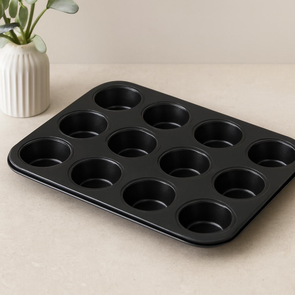 12 Gözlü Metal Muffin Kek Kalıbı - Siyah (Düz)
